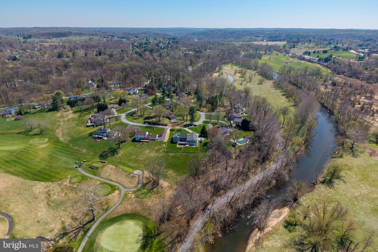 812 Hessian Circle photo 64