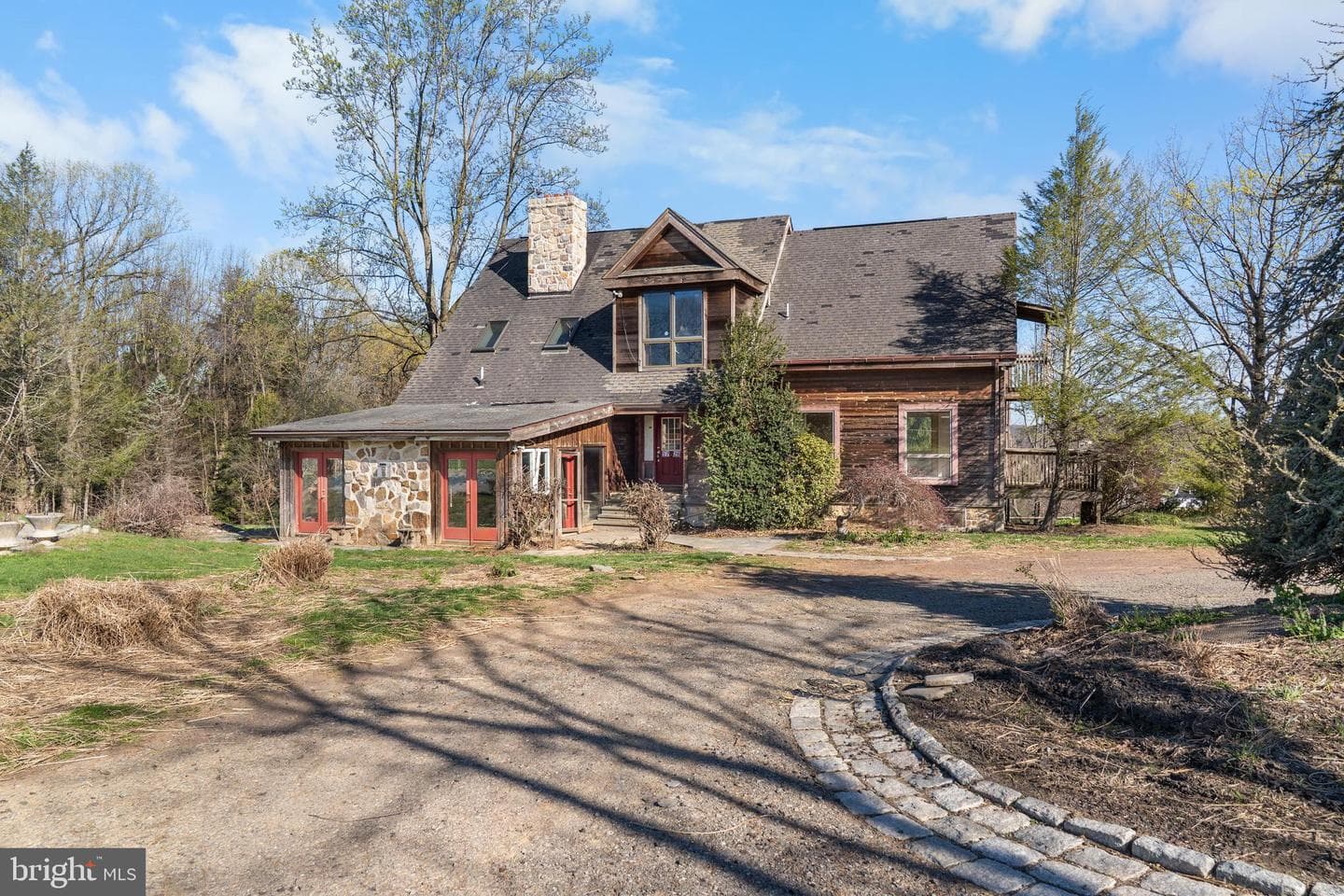 1728 Valley Lane photo 4