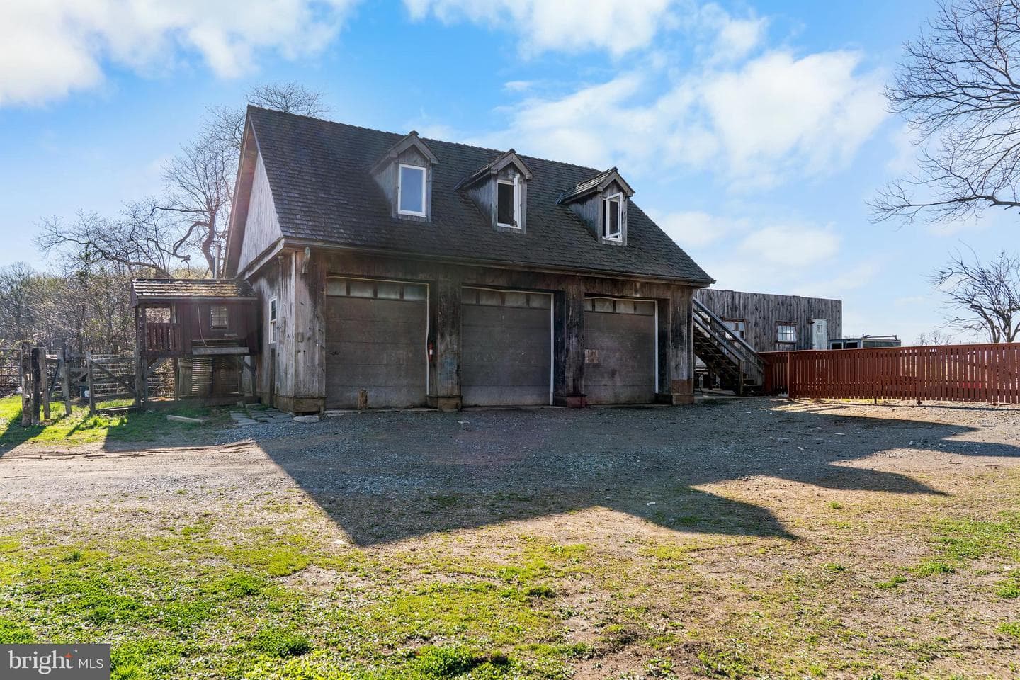 1728 Valley Lane photo 8