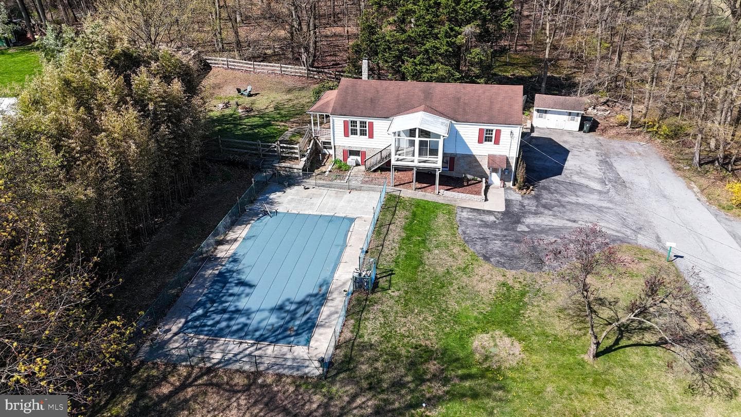 2512 Grandview Road photo 4