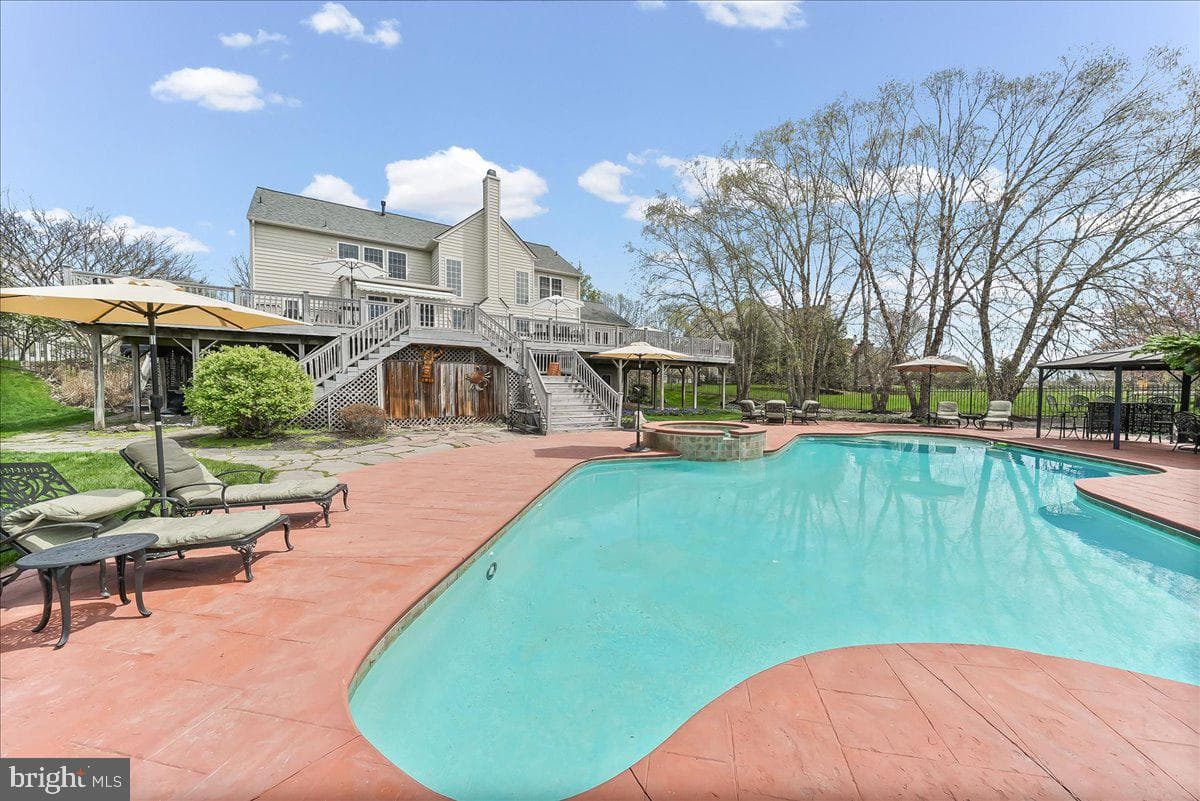 26 Saddlebrook Lane photo 61