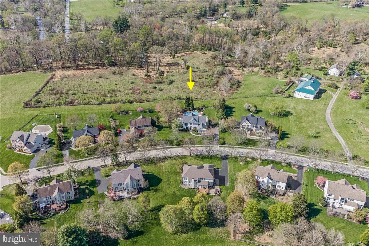 26 Saddlebrook Lane photo 71