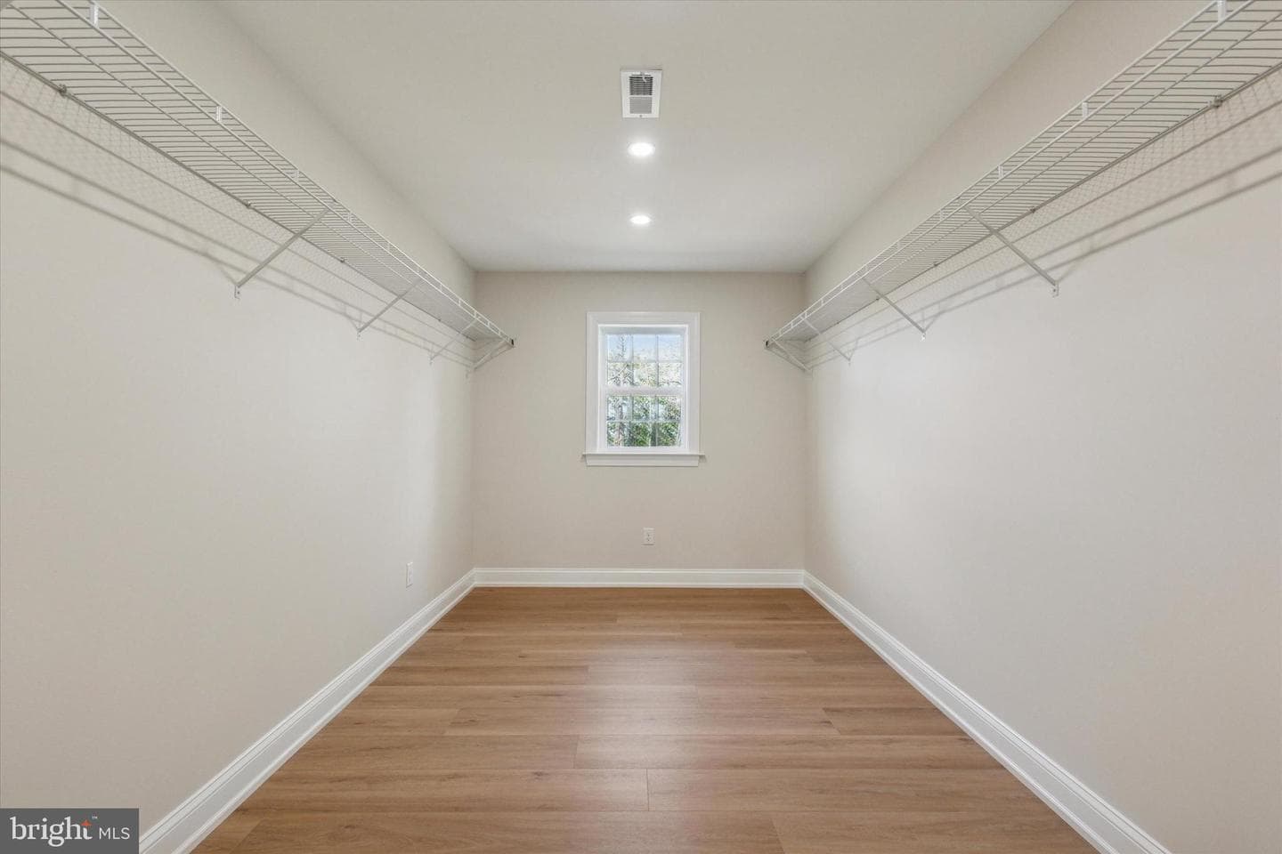 896 Conestoga Road photo 20