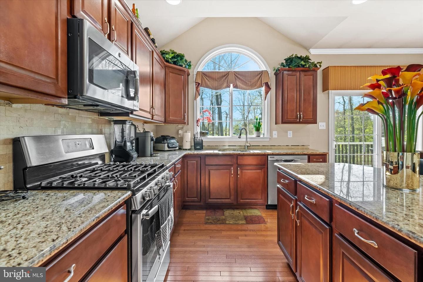 400 Buttonwood Lane photo 15