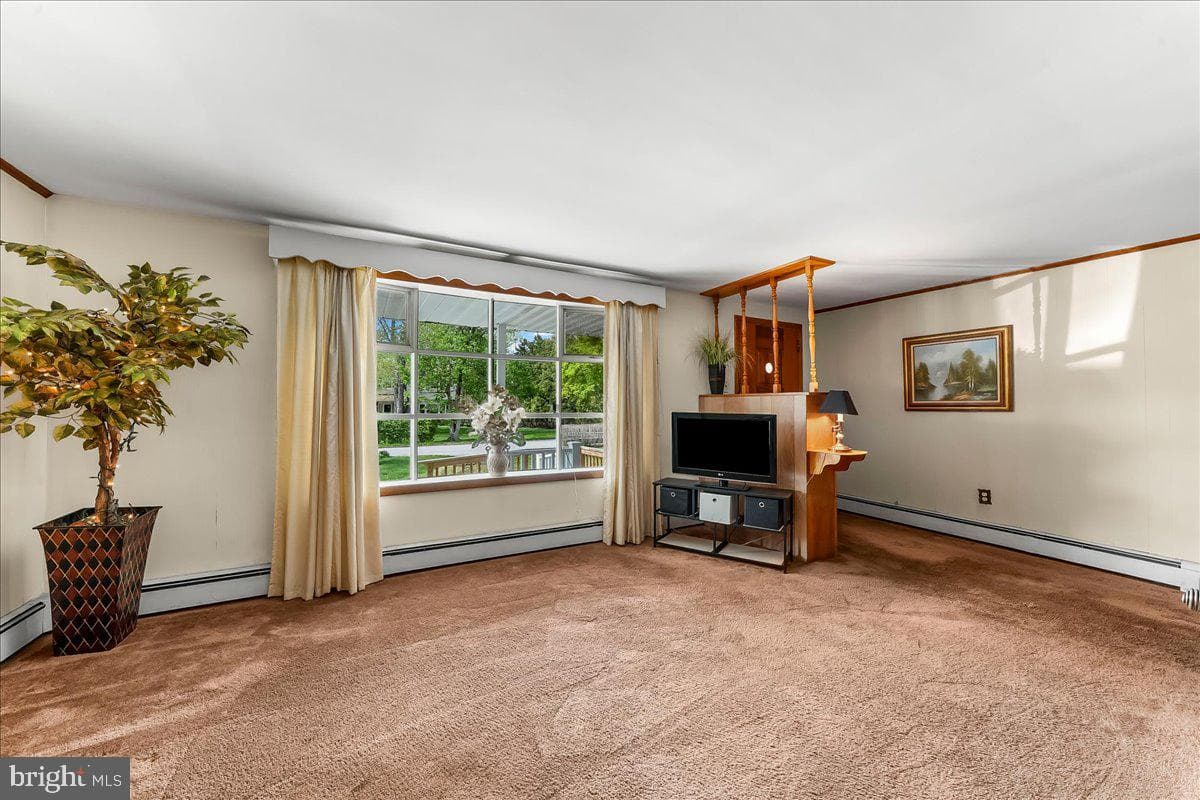 2 Marian Road photo 7