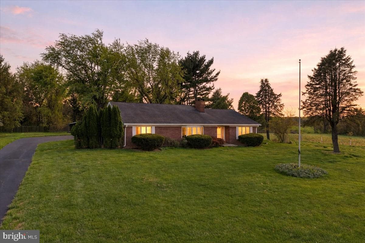 280 Starr Road photo 3