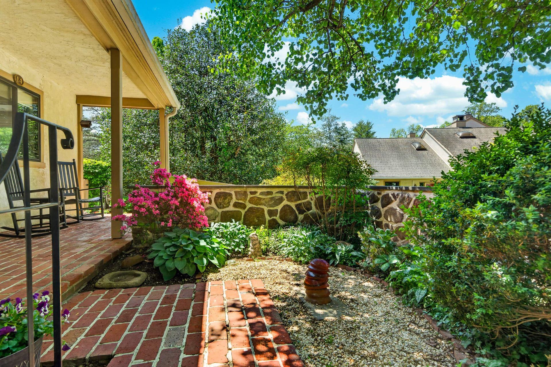 14 Sugar Knoll Drive photo 5