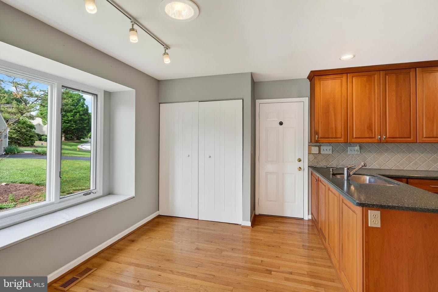 1140 Mews Lane #41 photo 9