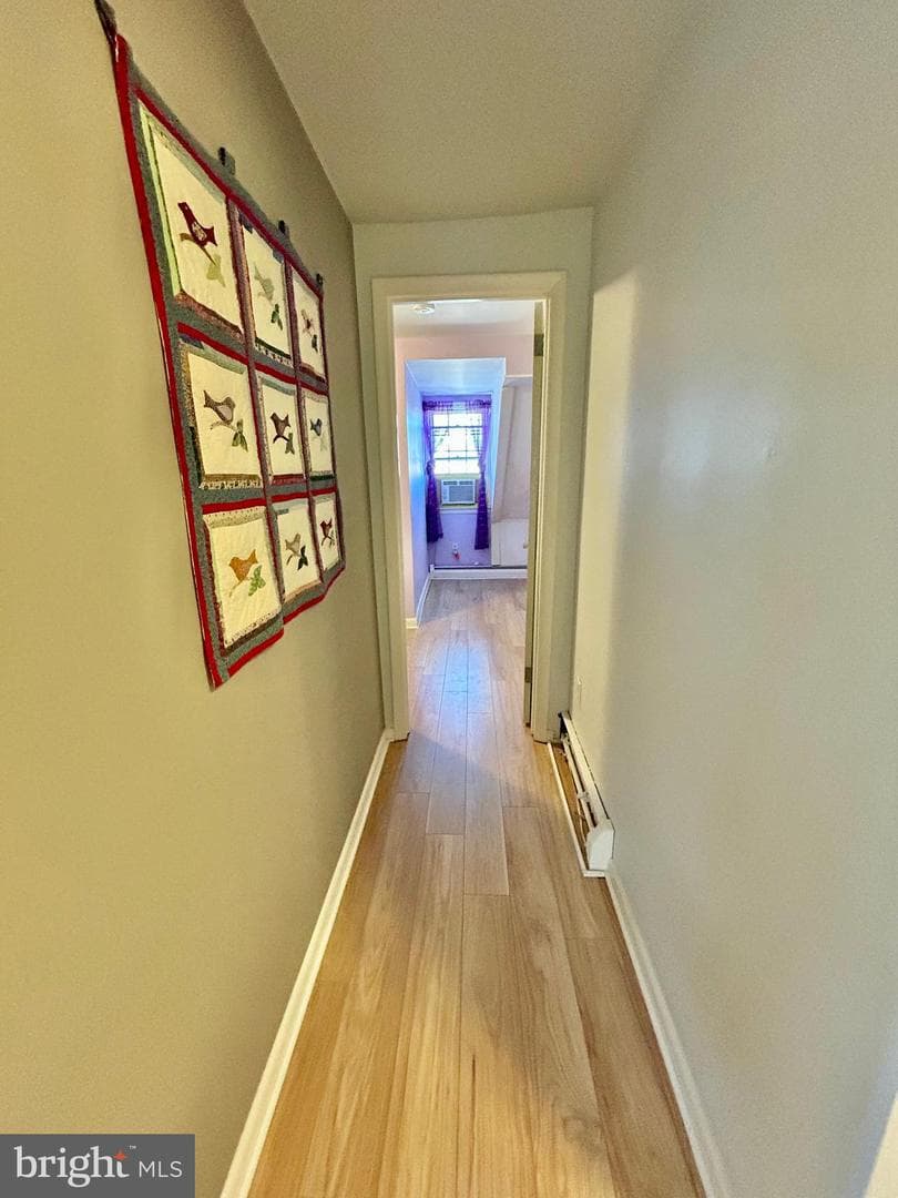 898 Woodlawn Avenue photo 22