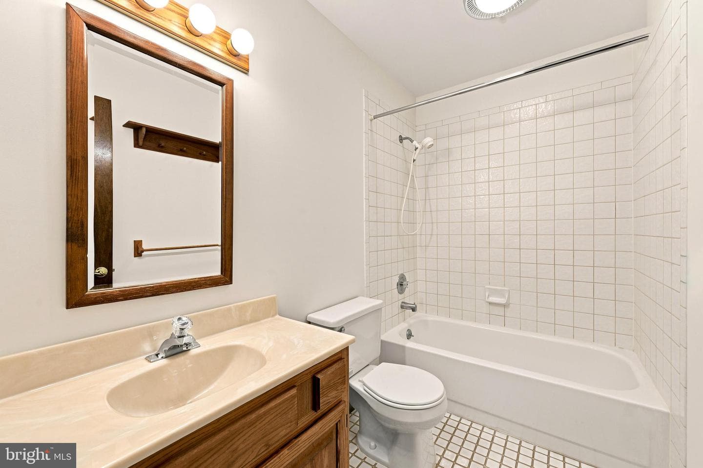 1672 Suzanne Drive photo 30