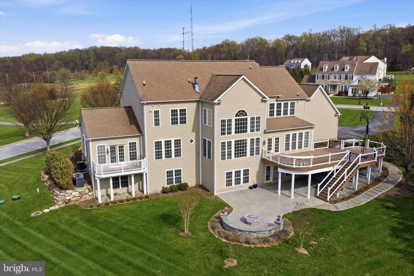 8 Deerfield Drive photo 35