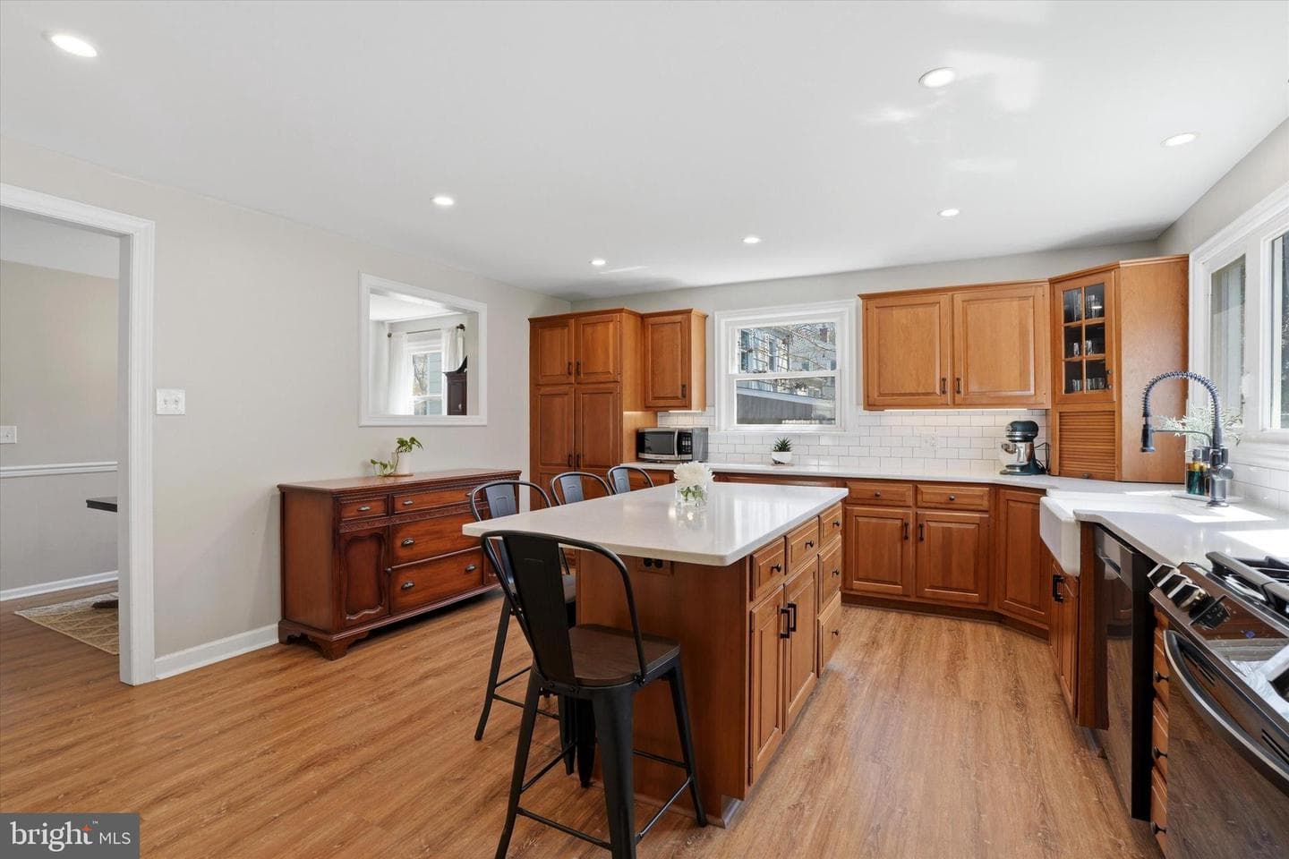 1263 Tyler Avenue photo 10