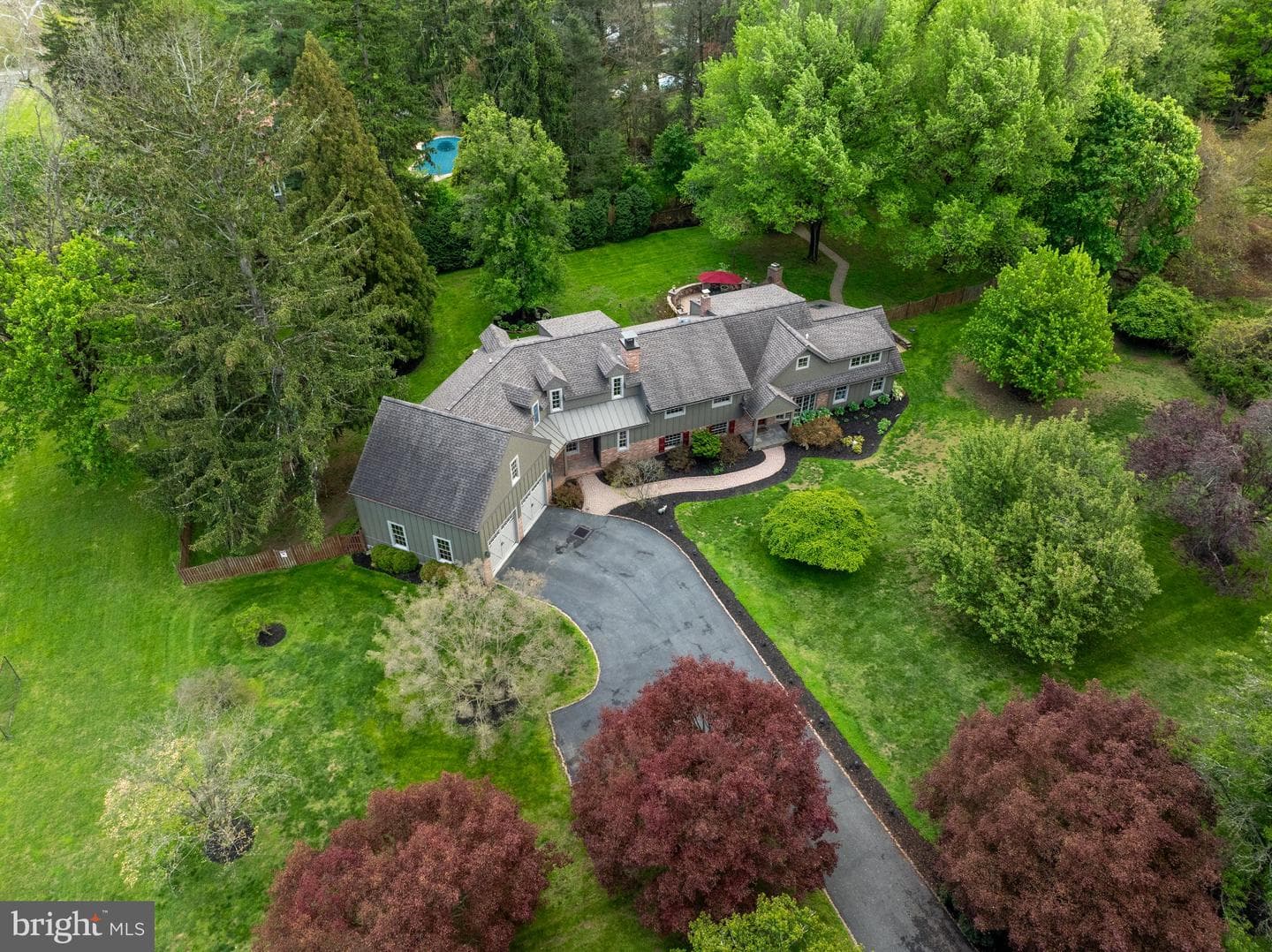 1324 College Hill Drive photo 84