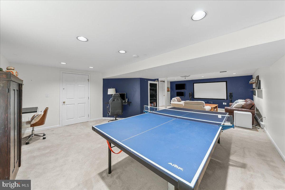 314 Belmont Court photo 29