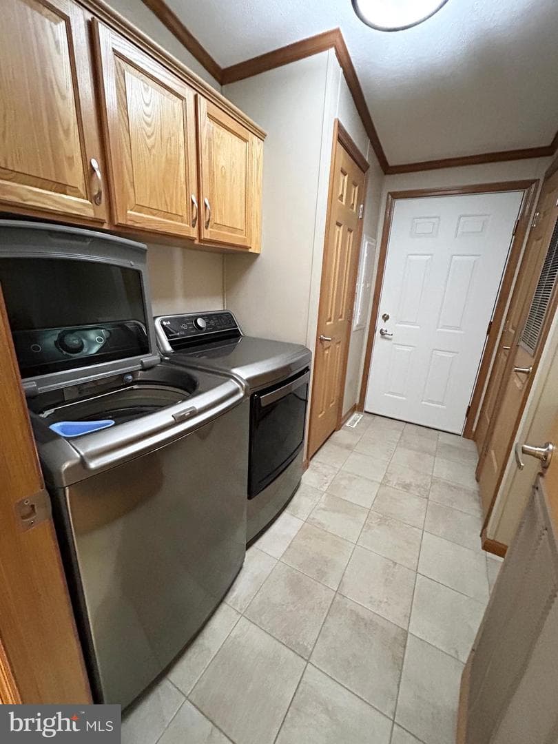 548 Conestoga Drive photo 25