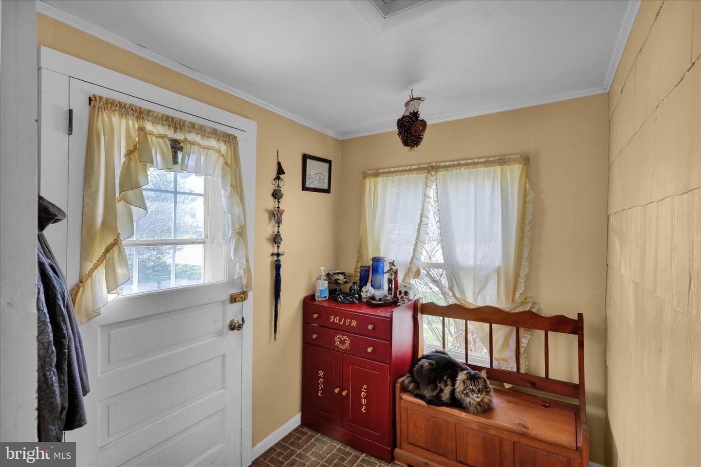 451 James Street photo 14