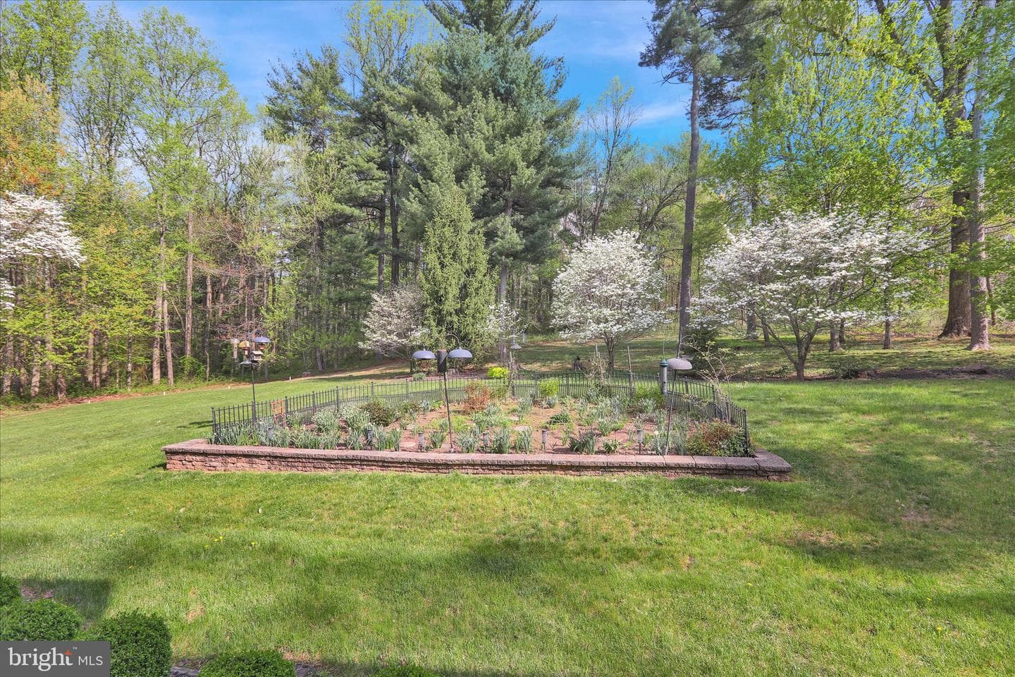 1869 Saint Peters Road photo 59