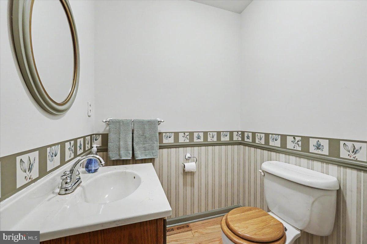 118 Carrie Lane photo 20