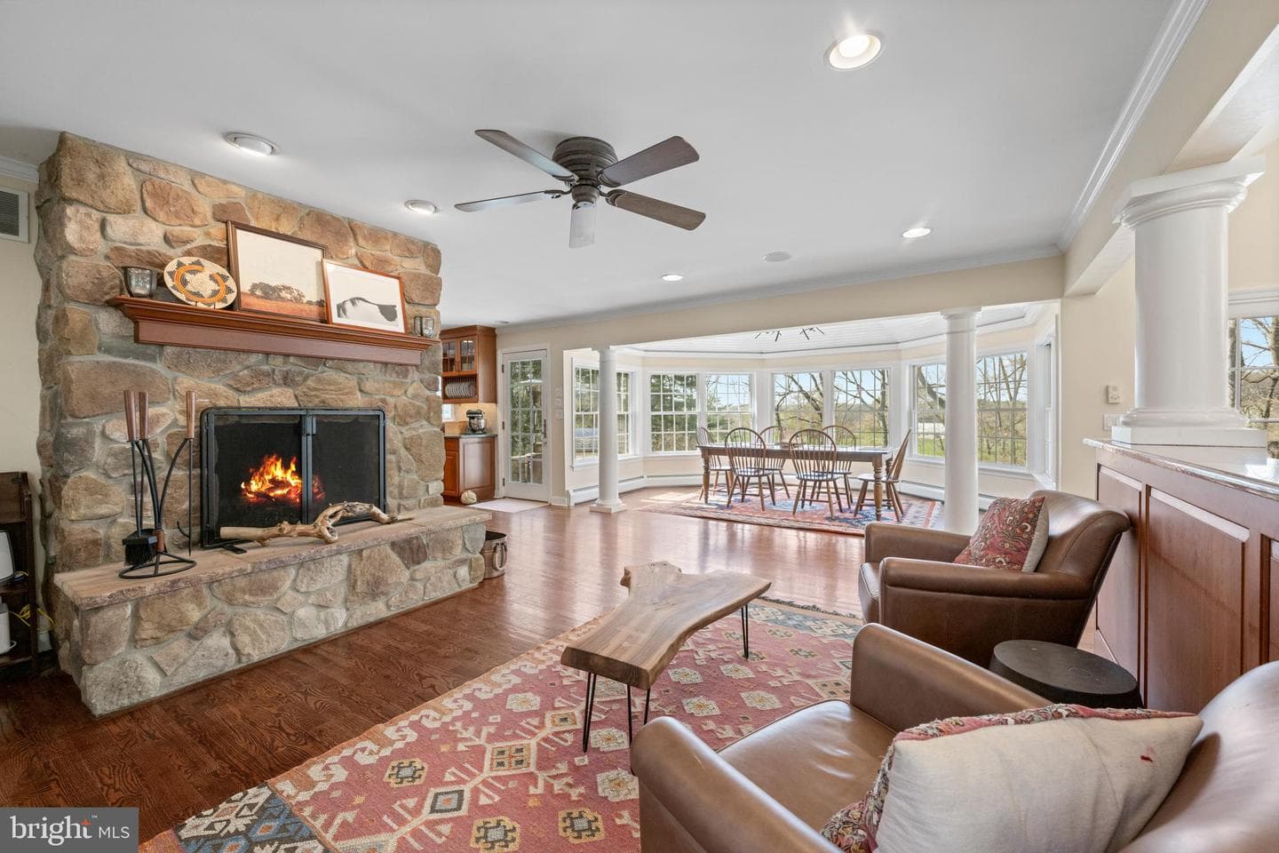 11 Foxchase Road photo 23