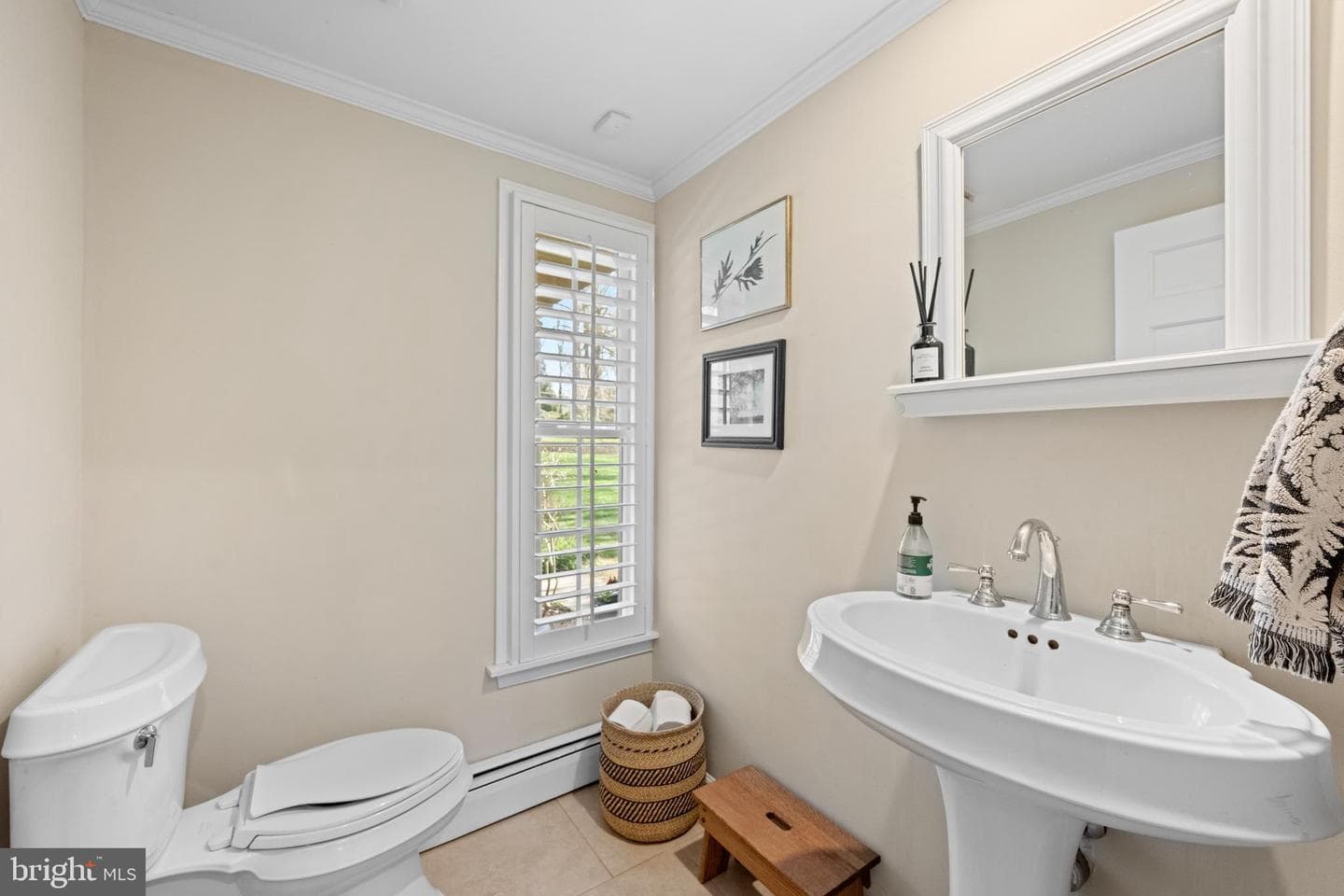 11 Foxchase Road photo 34