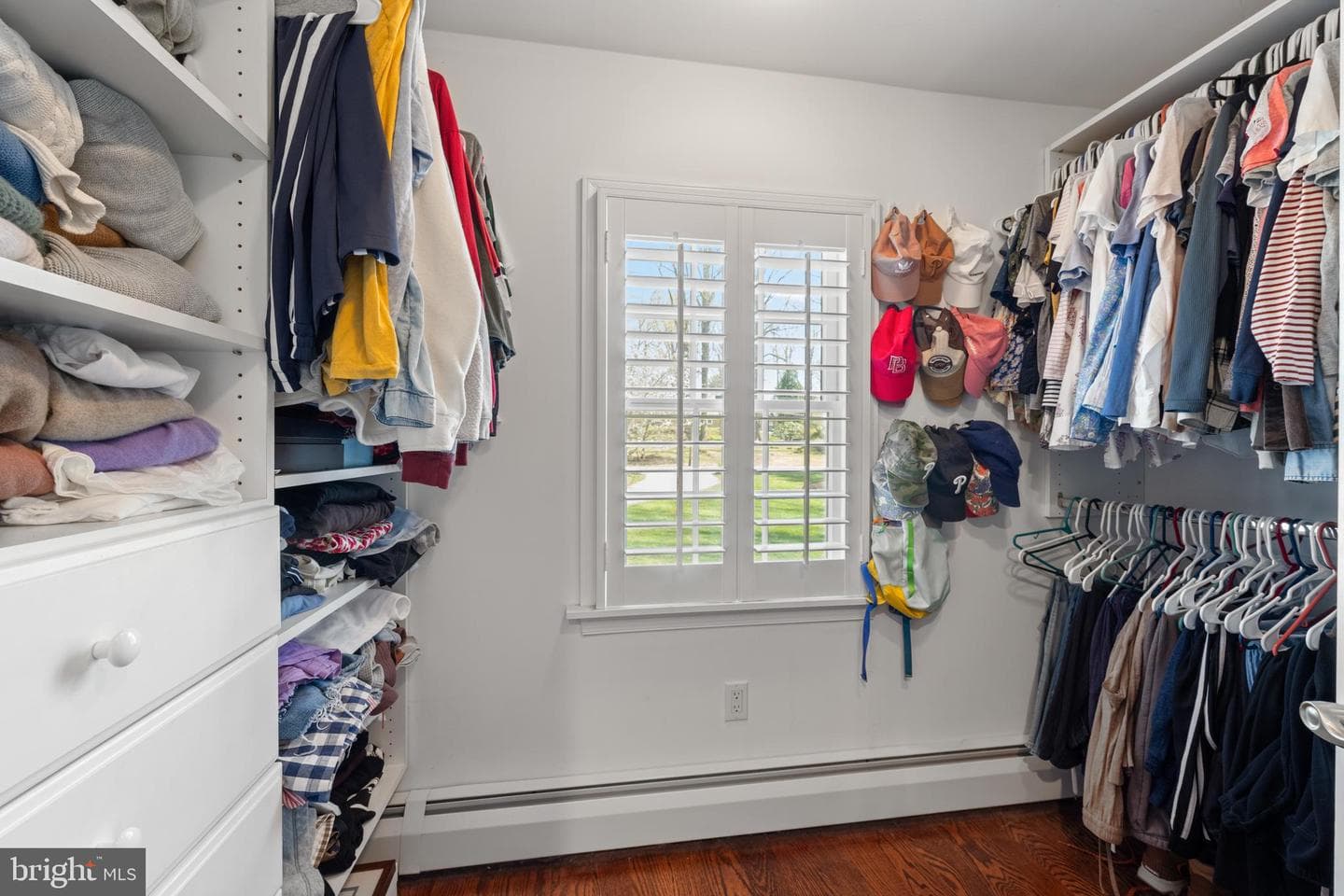 11 Foxchase Road photo 43