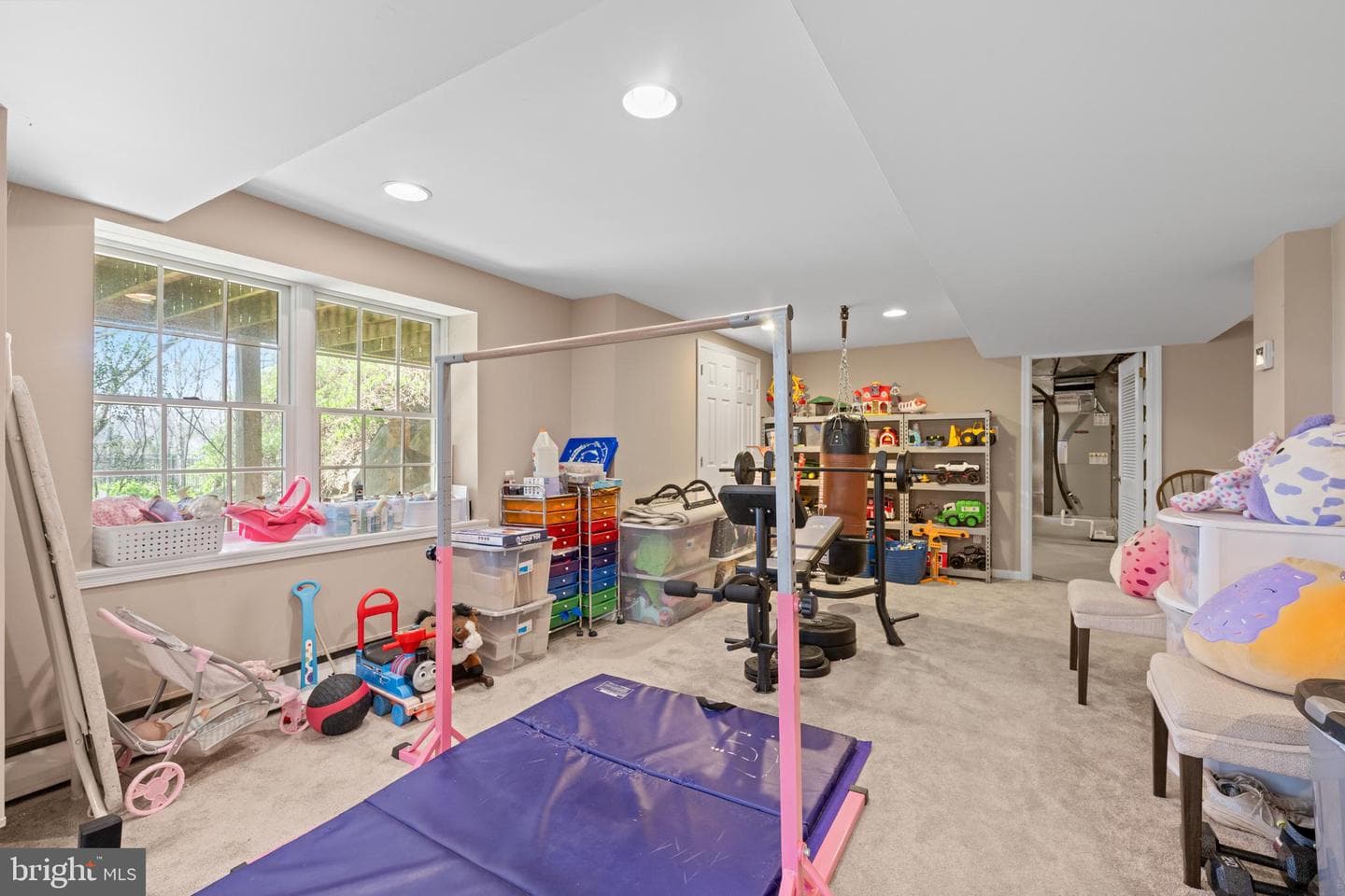 11 Foxchase Road photo 55