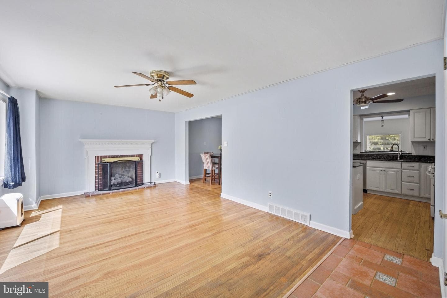 8 Locust Drive photo 11