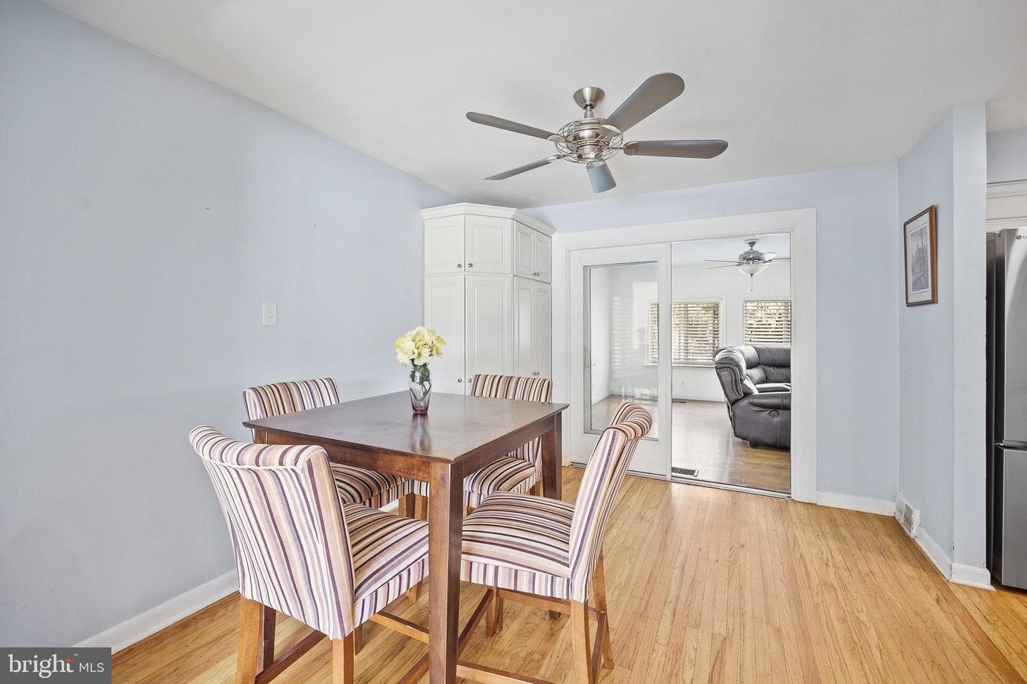 8 Locust Drive photo 8
