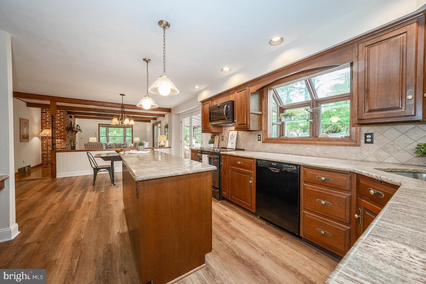 6 Quarterwood Road photo 9