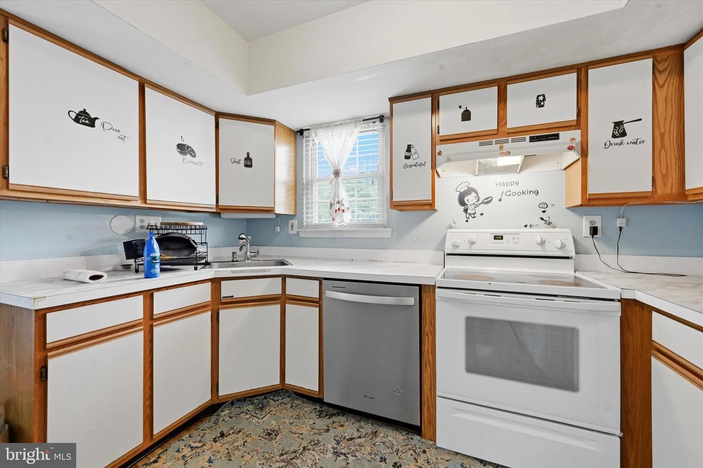 694 Metro Court #6 photo 6
