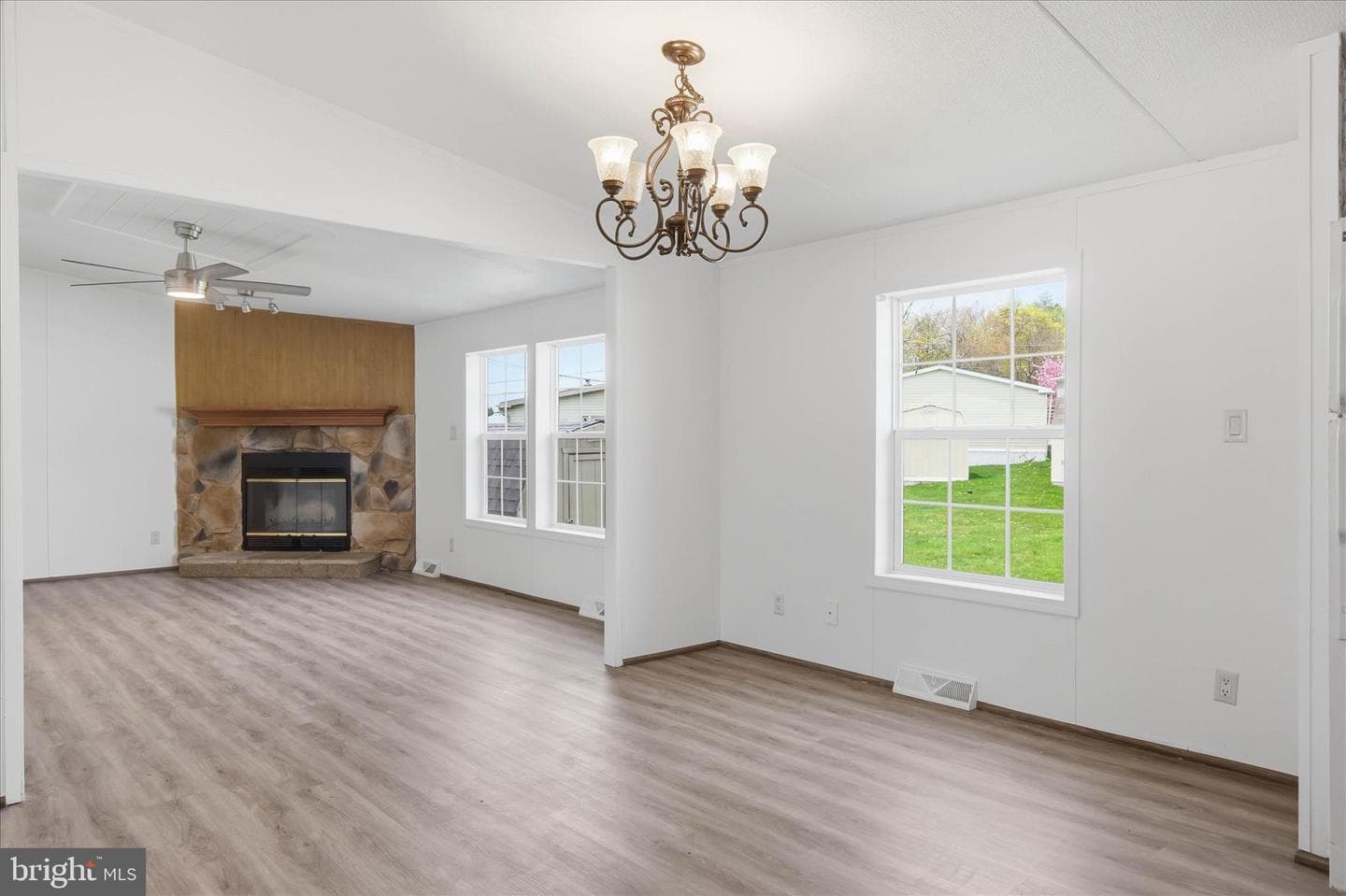 216 Michael Road photo 9