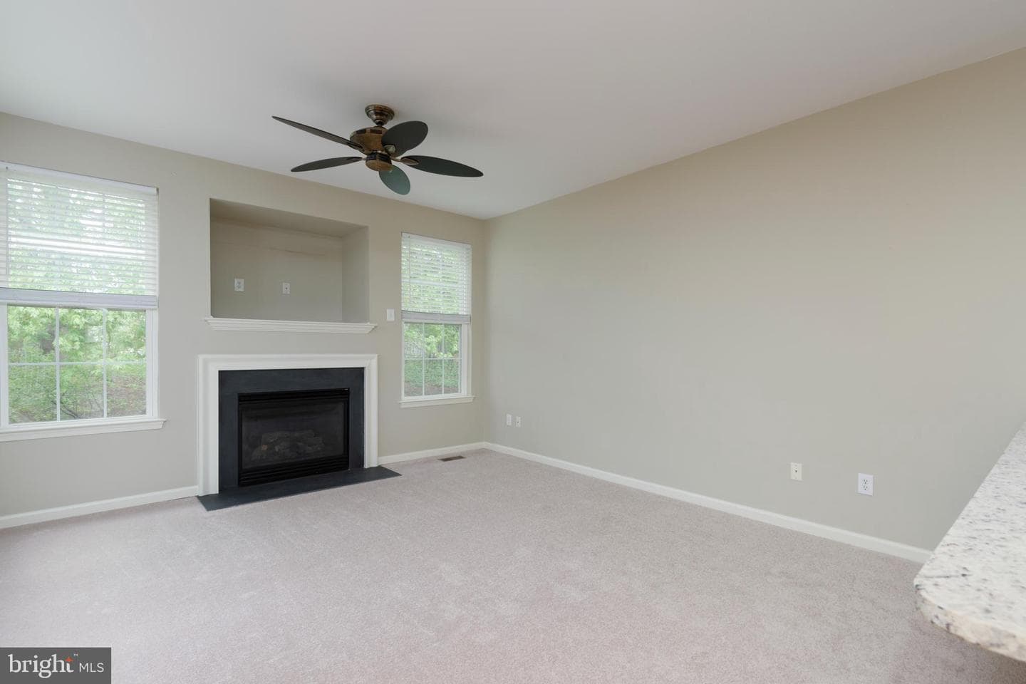 228 Cherry Ln photo 10