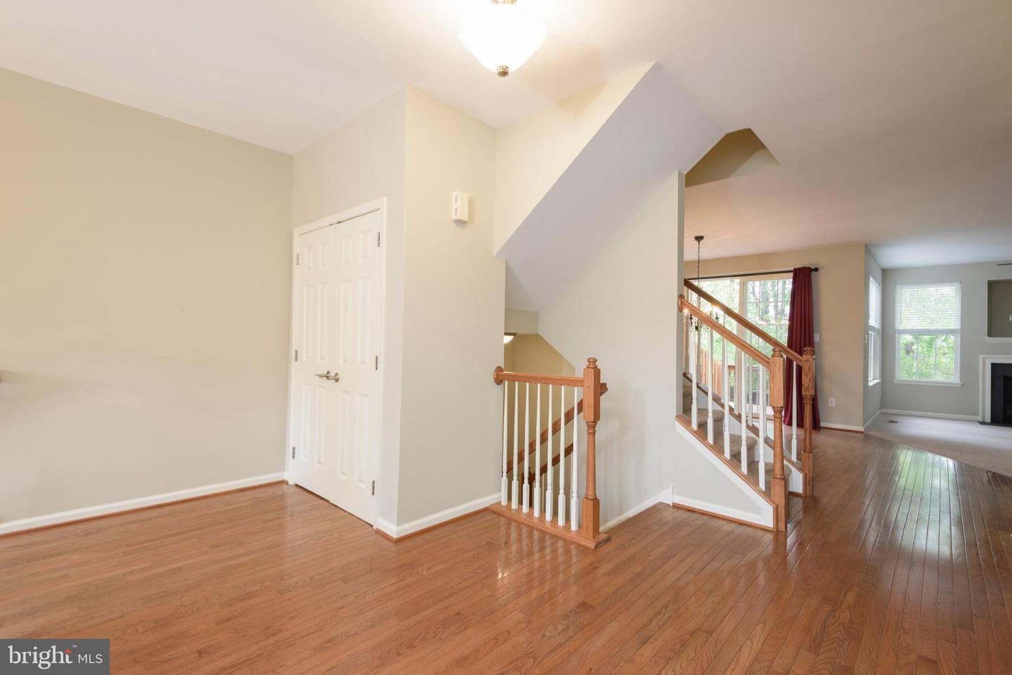228 Cherry Ln photo 11