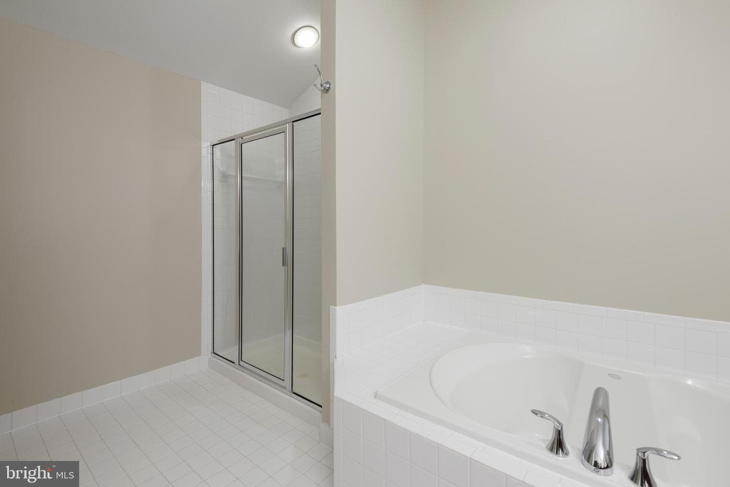 228 Cherry Ln photo 19
