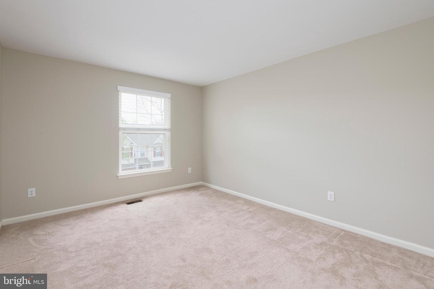 228 Cherry Ln photo 20