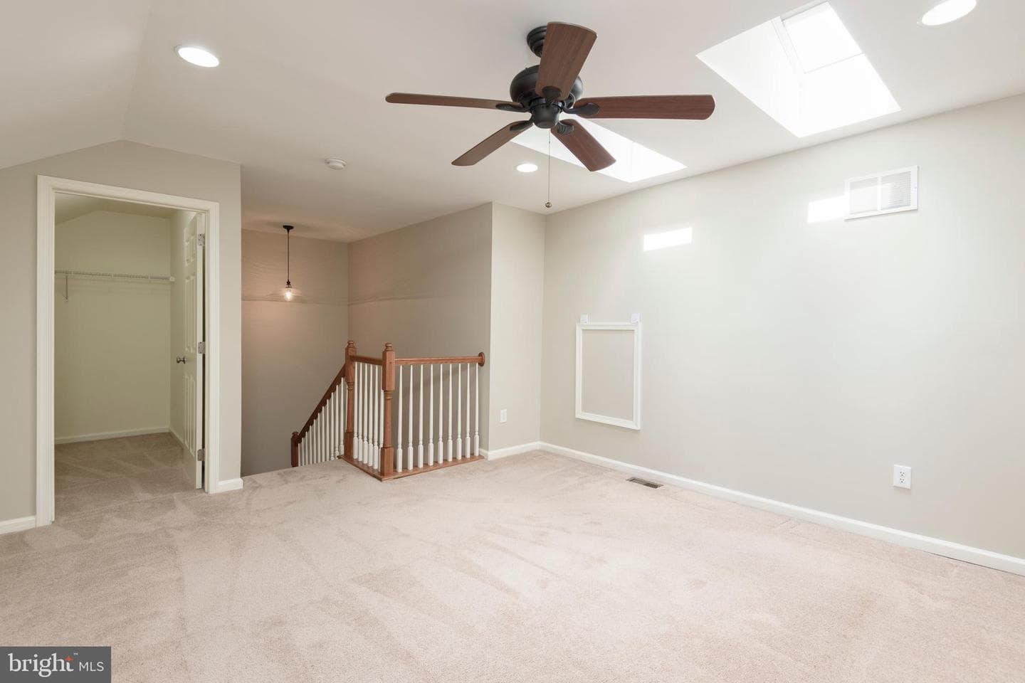 228 Cherry Ln photo 25