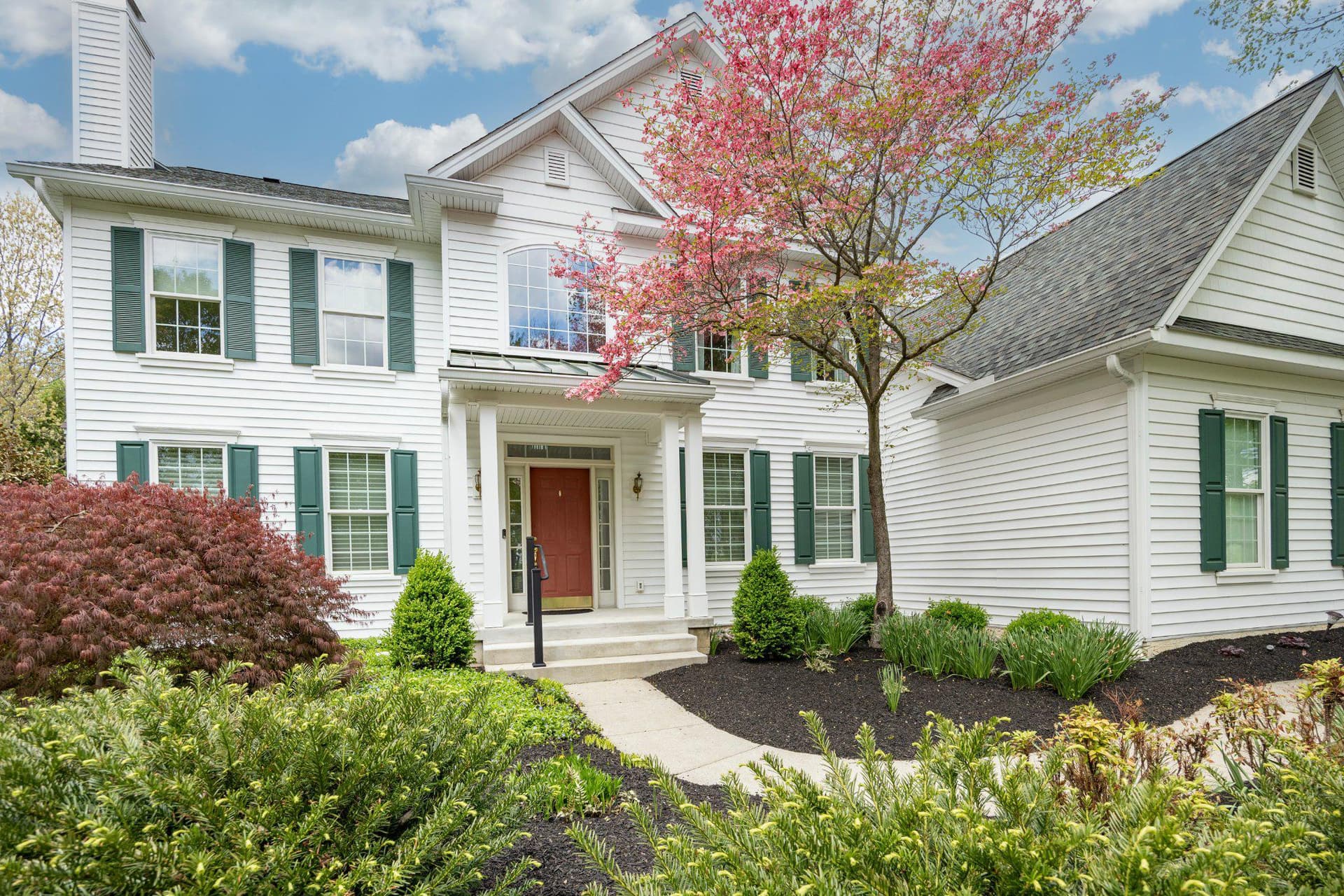 1303 Stonegate Drive photo 3