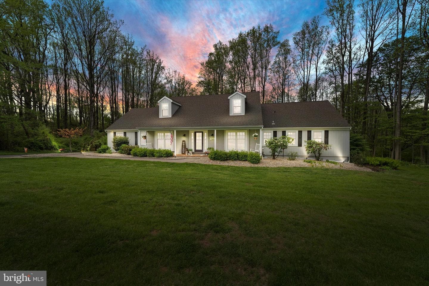 1123 Independence Drive photo 2