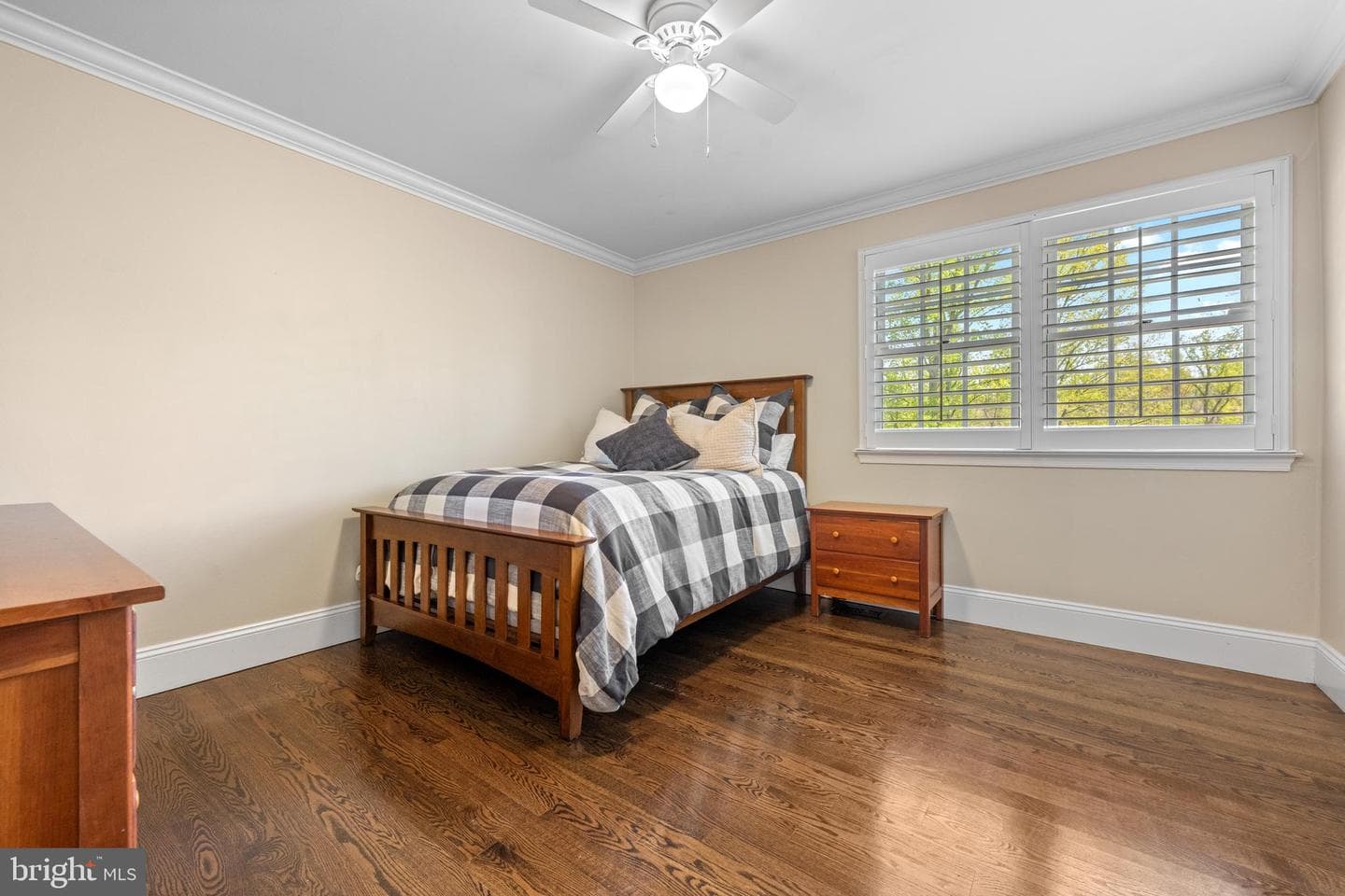 1064 Beaumont Road photo 28