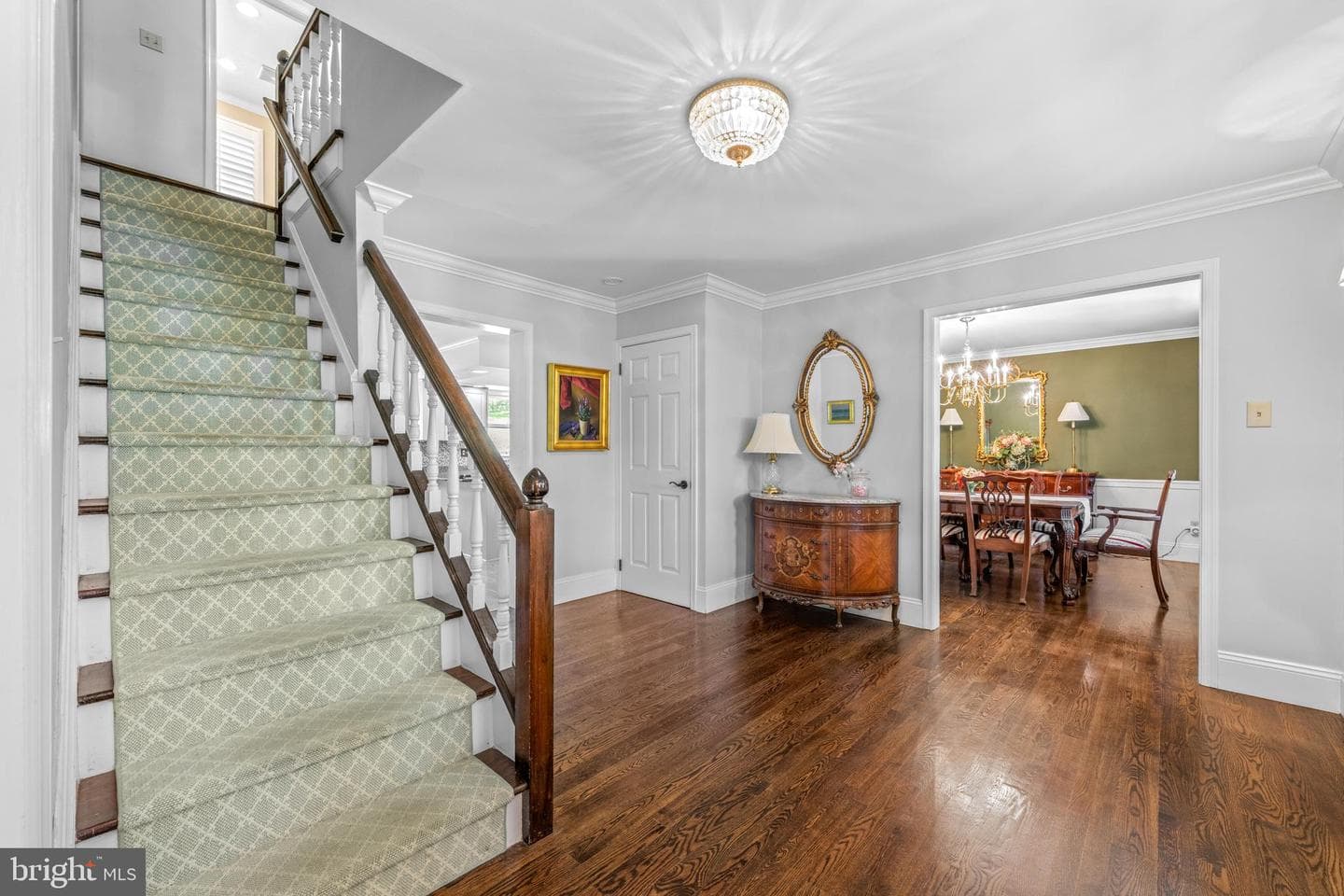 1064 Beaumont Road photo 3