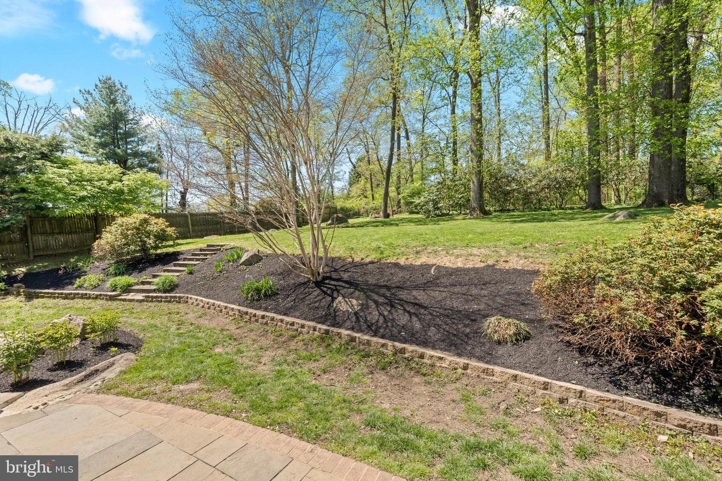 1064 Beaumont Road photo 37