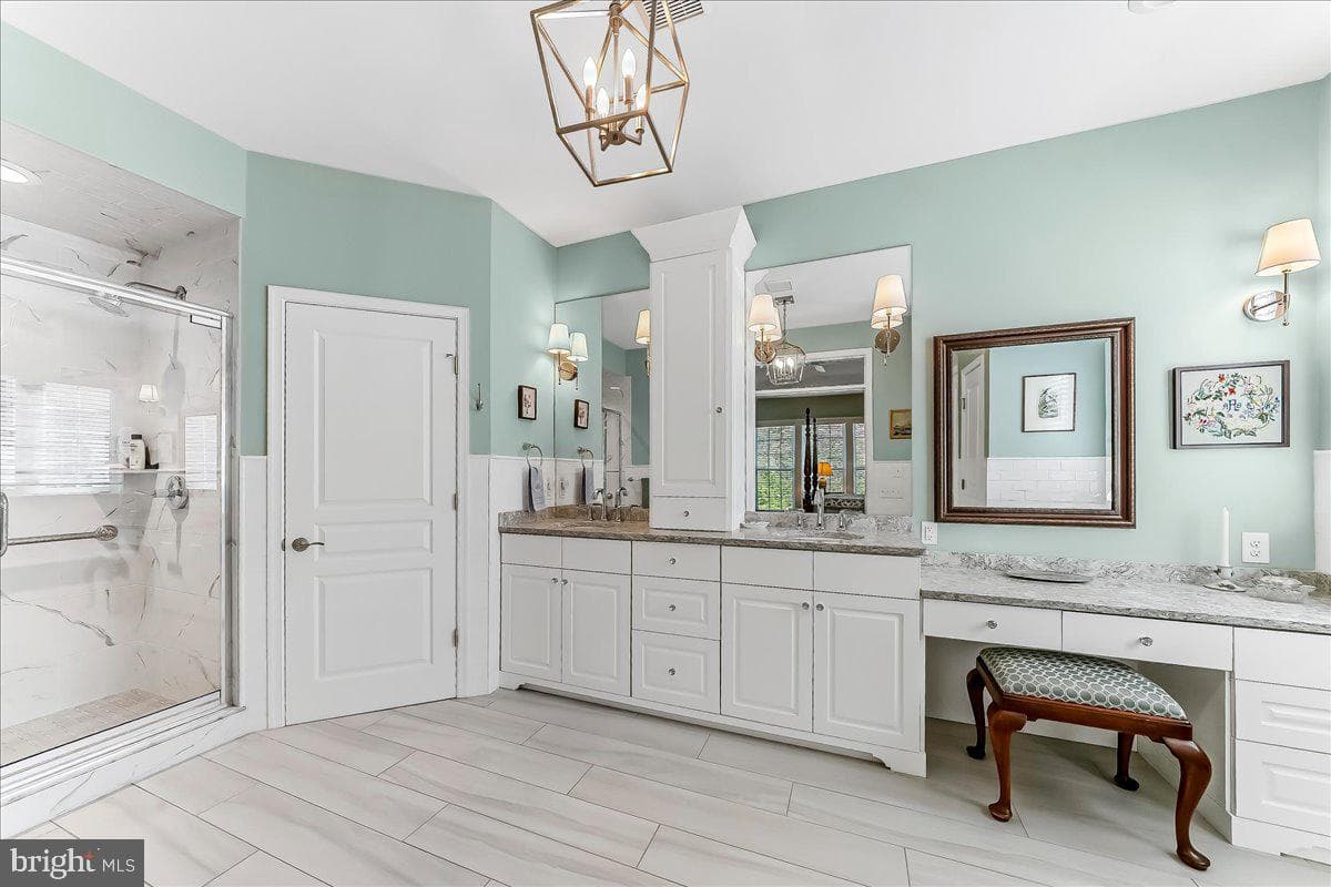 131 Violet Drive photo 23