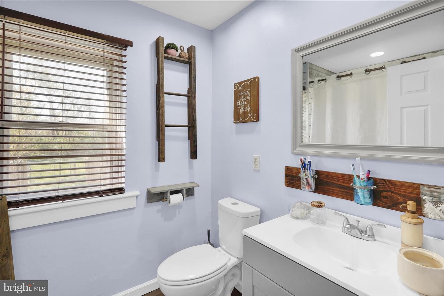 3810 Humpton Road photo 11