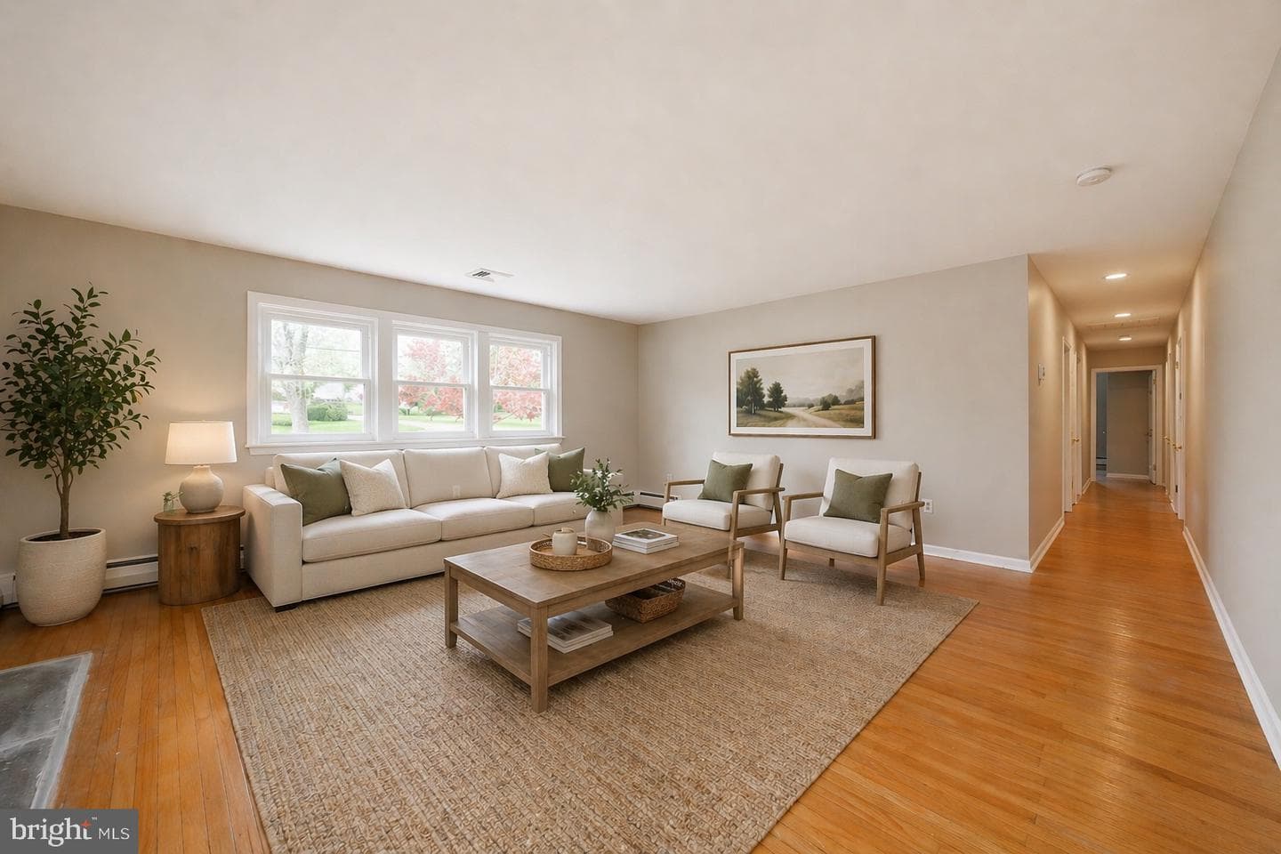 560 Norwood Road photo 4