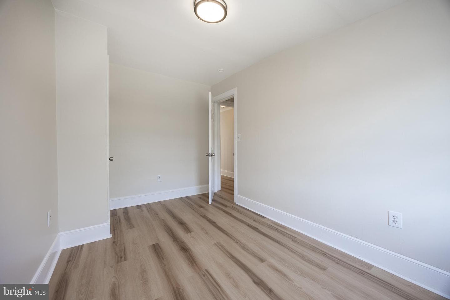 150 Viaduct Avenue photo 19