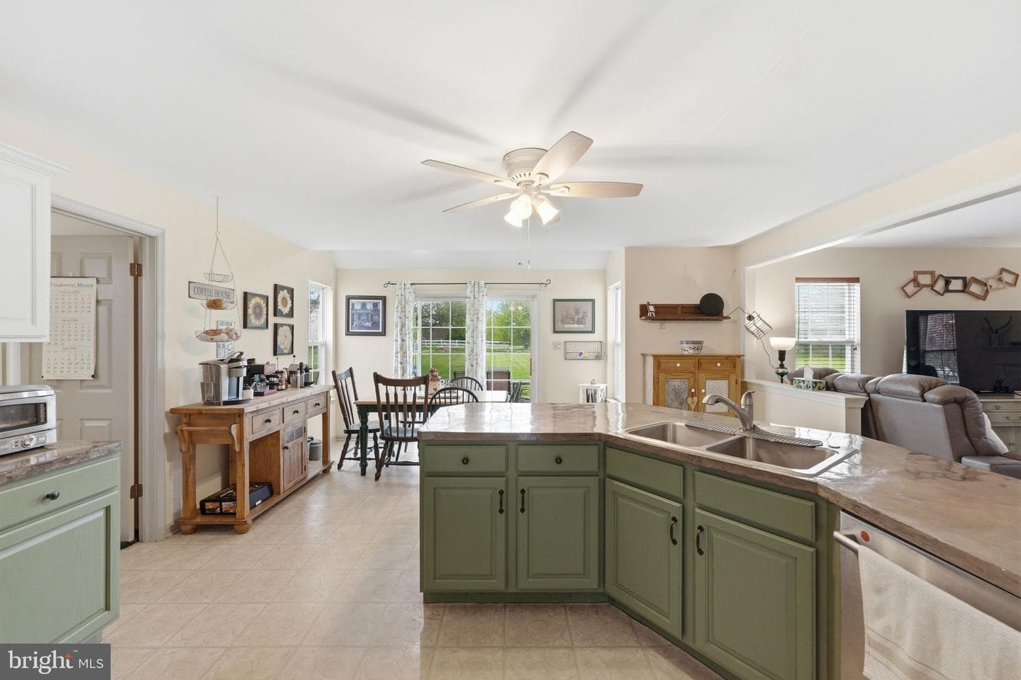 4 Greenfield Road photo 18
