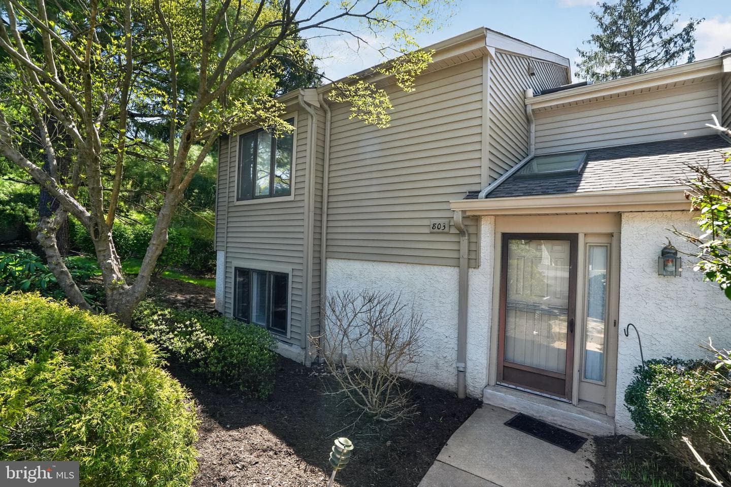 803 Jefferson Way #803 photo 2
