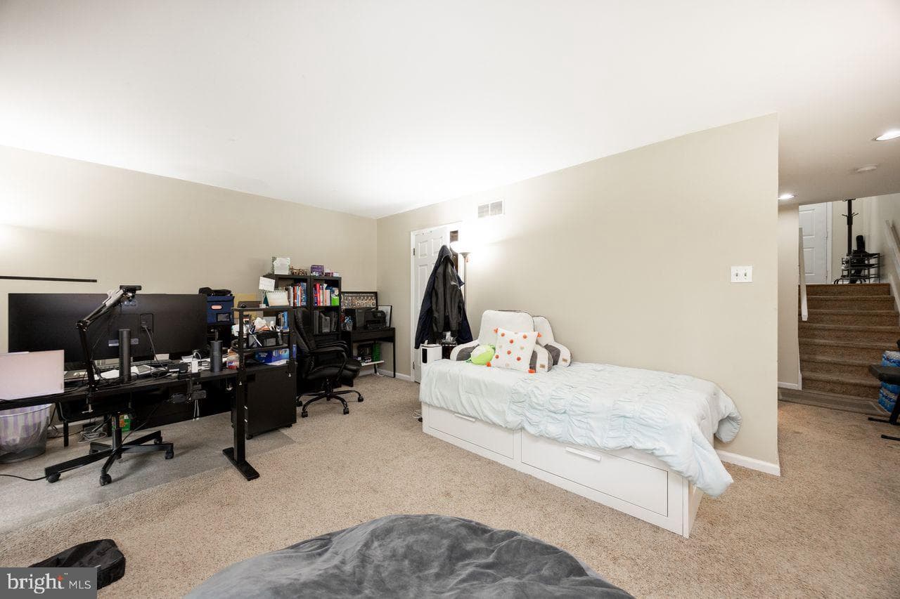 32 Cabot Court photo 26