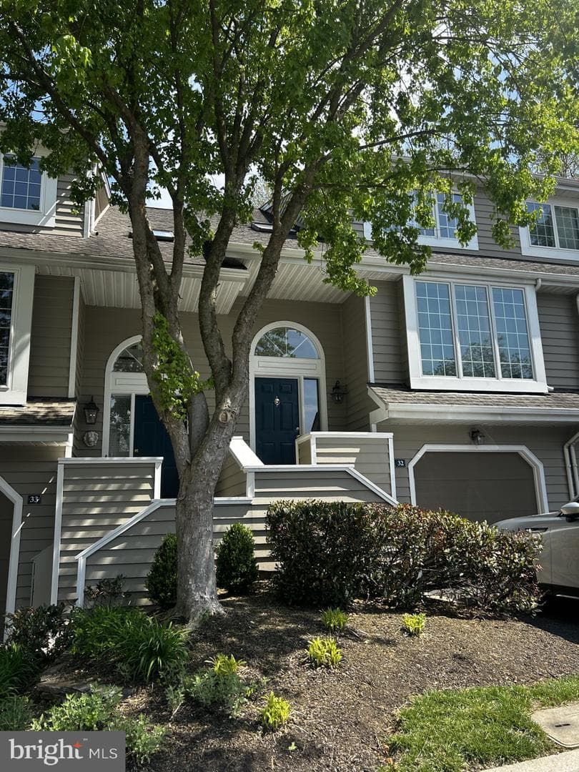 32 Cabot Court photo 4