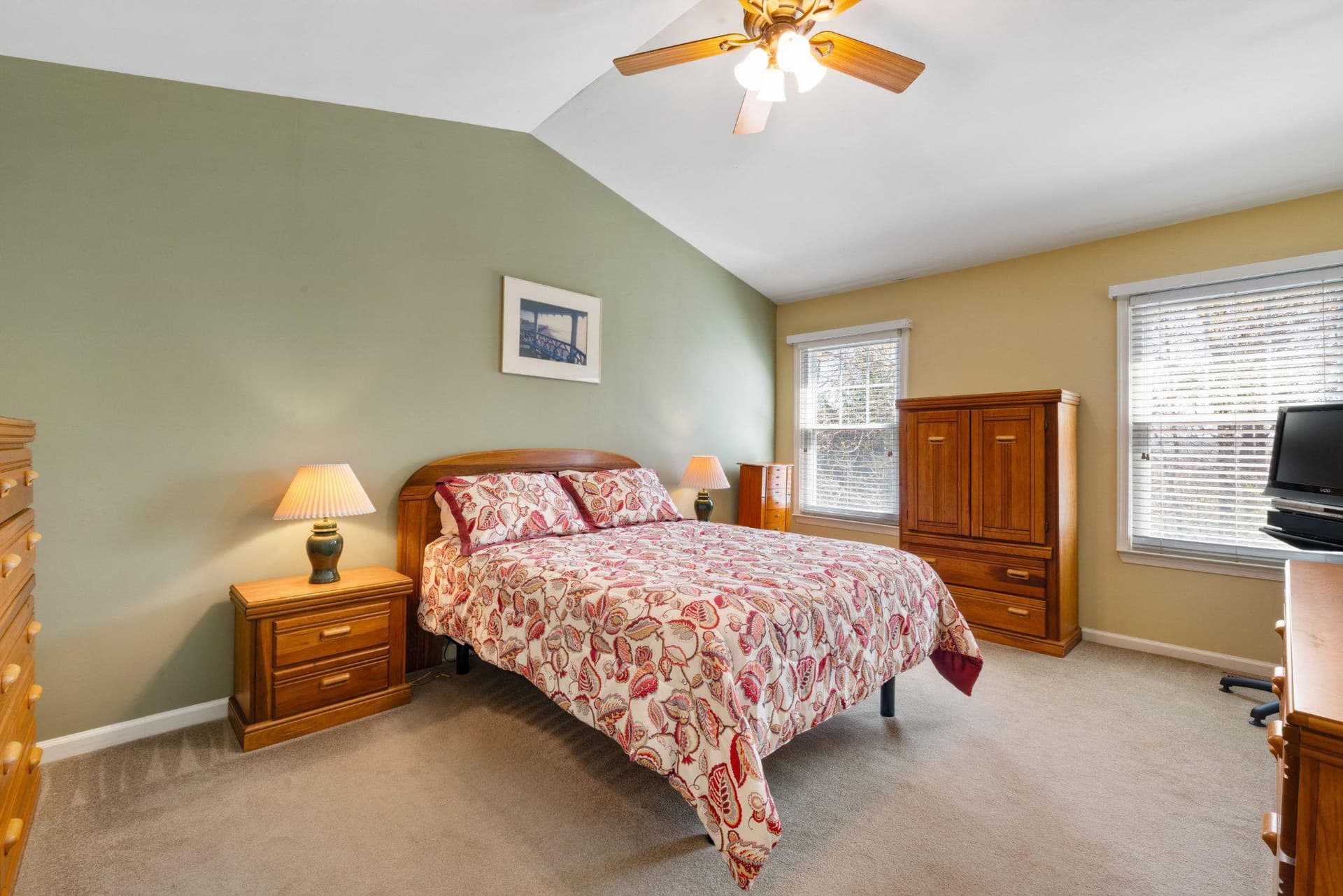 136 Sunnyhill Drive photo 19
